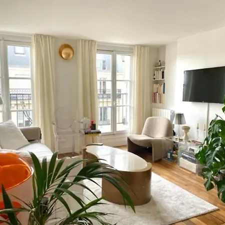 Terrasse In The Heart Of Saint Germain Des Pres *