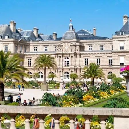 Appartamento Terrasse In The Heart Of Saint Germain Des Pres Parigi